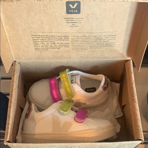 veja sneakers for girls